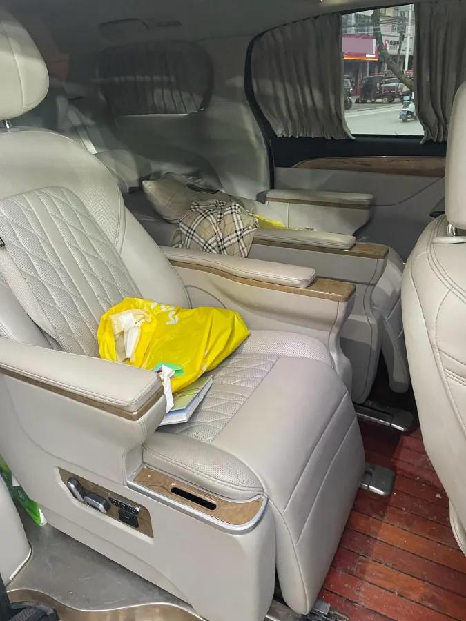 2018 Buick GL8 2.0T 260HP L4 6AT,autocango,china used car exporter,china ev exporter,chinese used car exporter,chinese used ev exporter