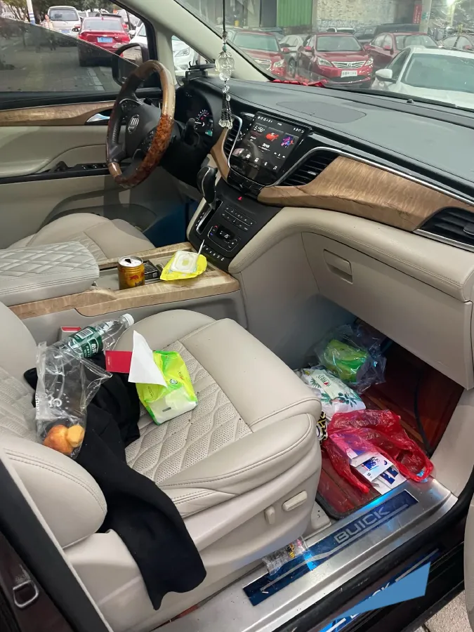 2018 Buick GL8 2.0T 260HP L4 6AT,autocango,china used car exporter,china ev exporter,chinese used car exporter,chinese used ev exporter