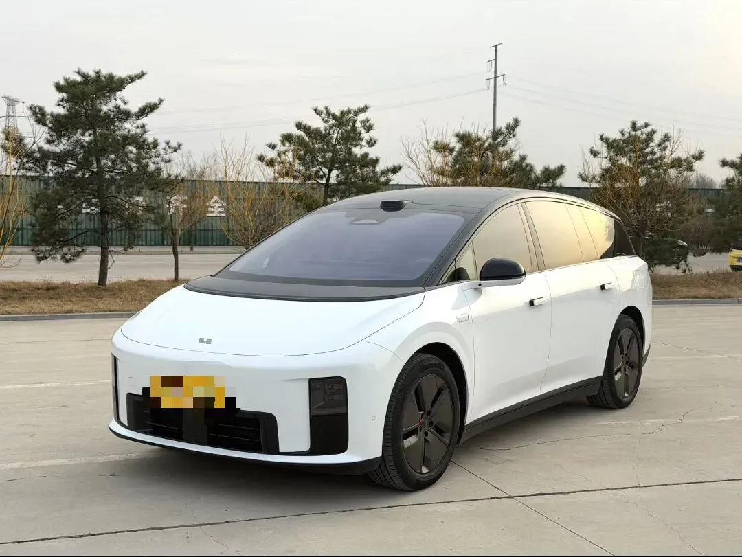 2025 Li i8 BEV,autocango,china used car exporter,china ev exporter,chinese used car exporter,chinese used ev exporter