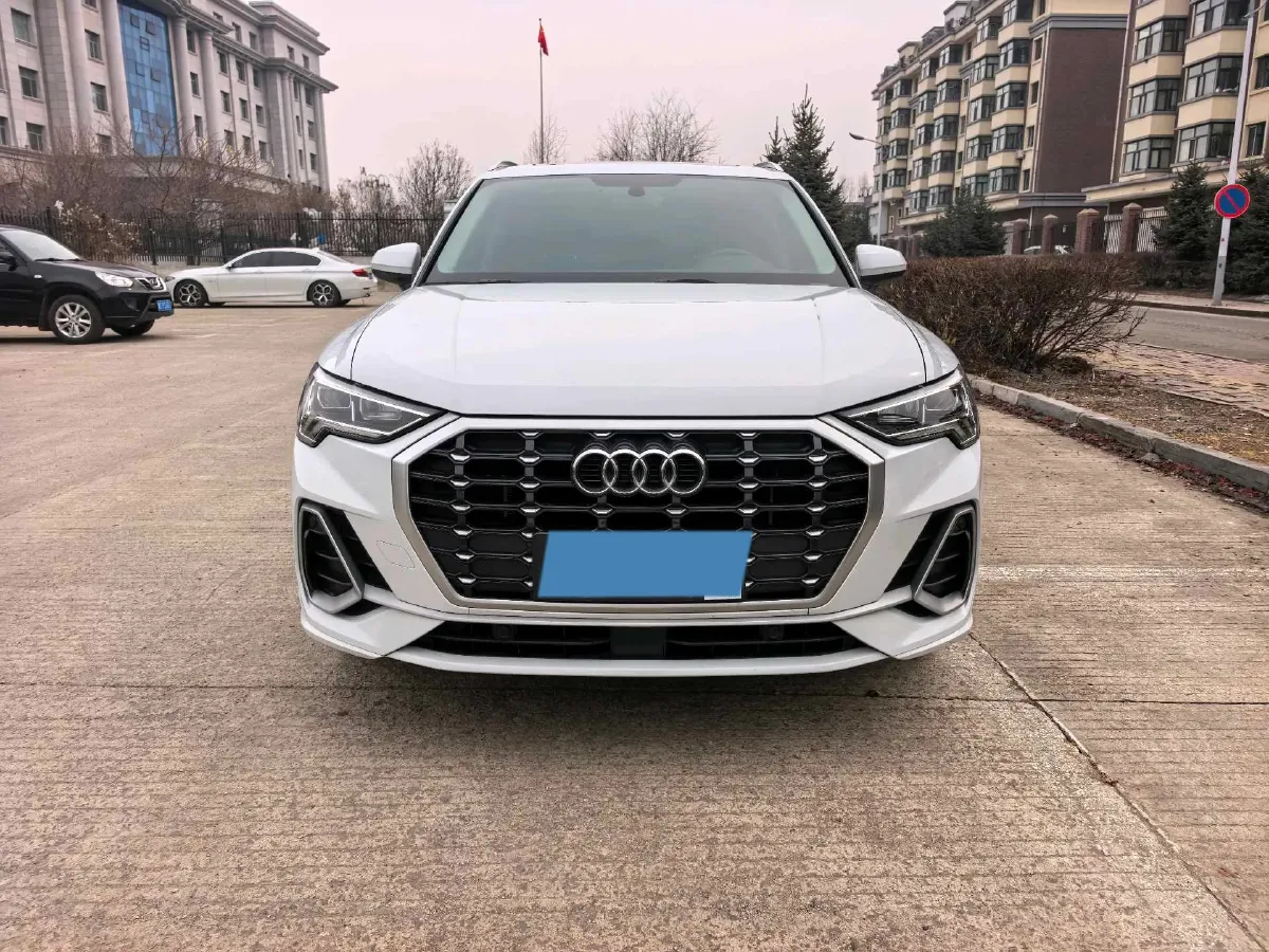 2021 Audi Q3 1.4T 150HP L4 7DCT,autocango,china used car exporter,china ev exporter,chinese used car exporter,chinese used ev exporter
