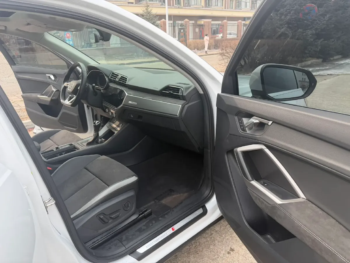 2021 Audi Q3 1.4T 150HP L4 7DCT,autocango,china used car exporter,china ev exporter,chinese used car exporter,chinese used ev exporter