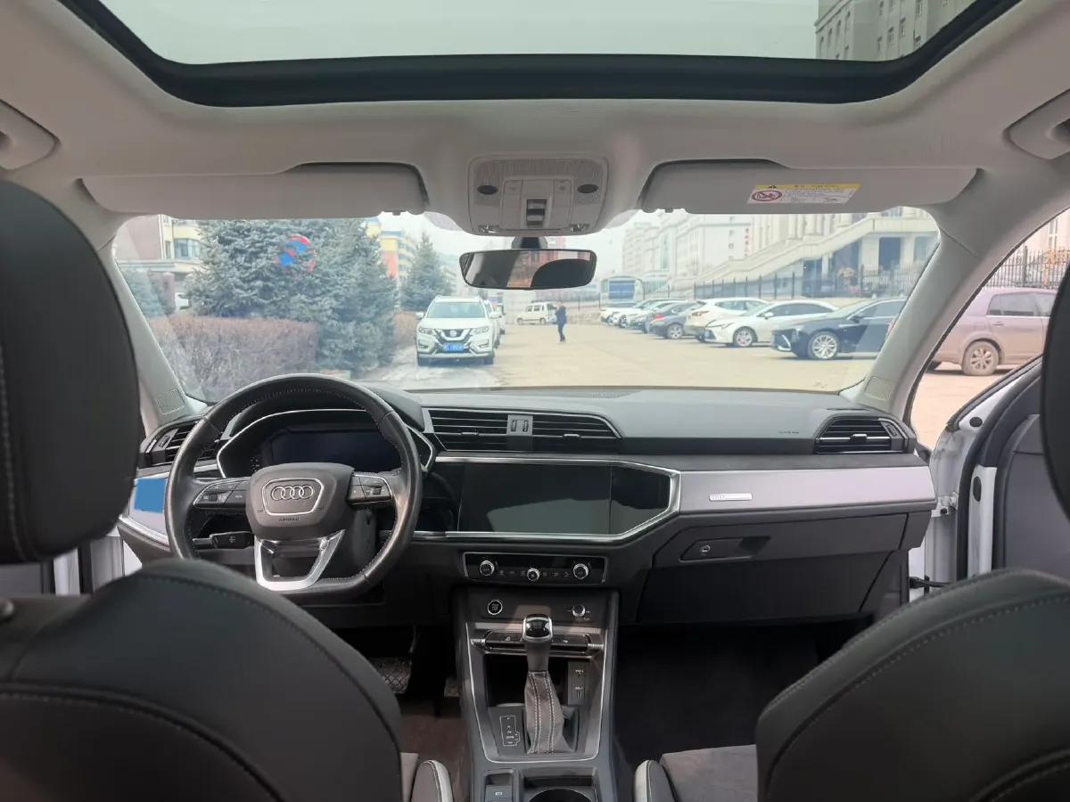 2021 Audi Q3 1.4T 150HP L4 7DCT,autocango,china used car exporter,china ev exporter,chinese used car exporter,chinese used ev exporter