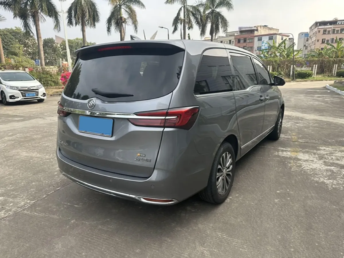 2021 Buick GL8 2.0T 237HP L4 9AT,autocango,china used car exporter,china ev exporter,chinese used car exporter,chinese used ev exporter