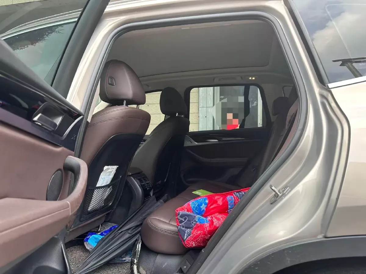 2021 BMW X3 2.0T 184HP L4 8AT,autocango,china used car exporter,china ev exporter,chinese used car exporter,chinese used ev exporter