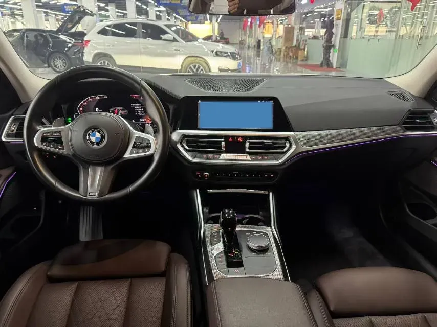 2022 BMW 3 Series 2.0T 184HP L4 8AT,autocango,china used car exporter,china ev exporter,chinese used car exporter,chinese used ev exporter