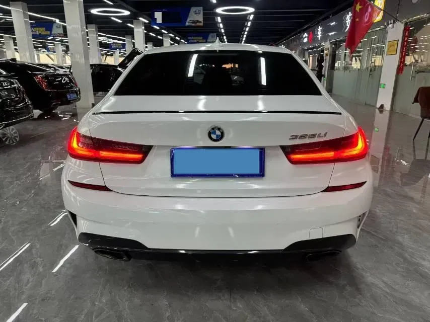 2022 BMW 3 Series 2.0T 184HP L4 8AT,autocango,china used car exporter,china ev exporter,chinese used car exporter,chinese used ev exporter