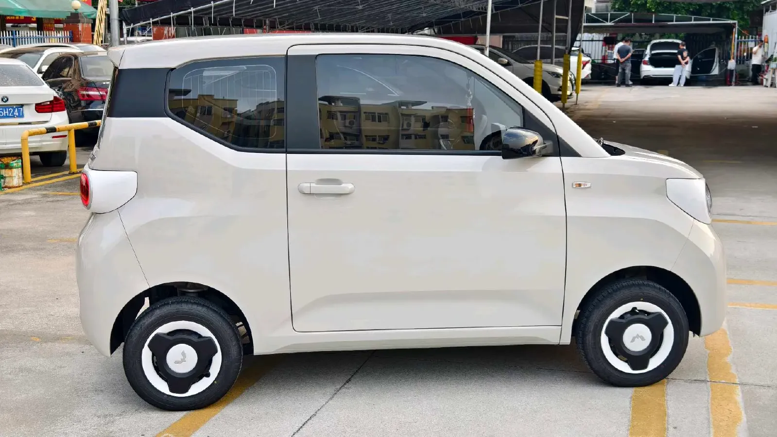 2024 WuLing HongGuang MINI EV BEV 17.3KWH,autocango,china used car exporter,china ev exporter,chinese used car exporter,chinese used ev exporter