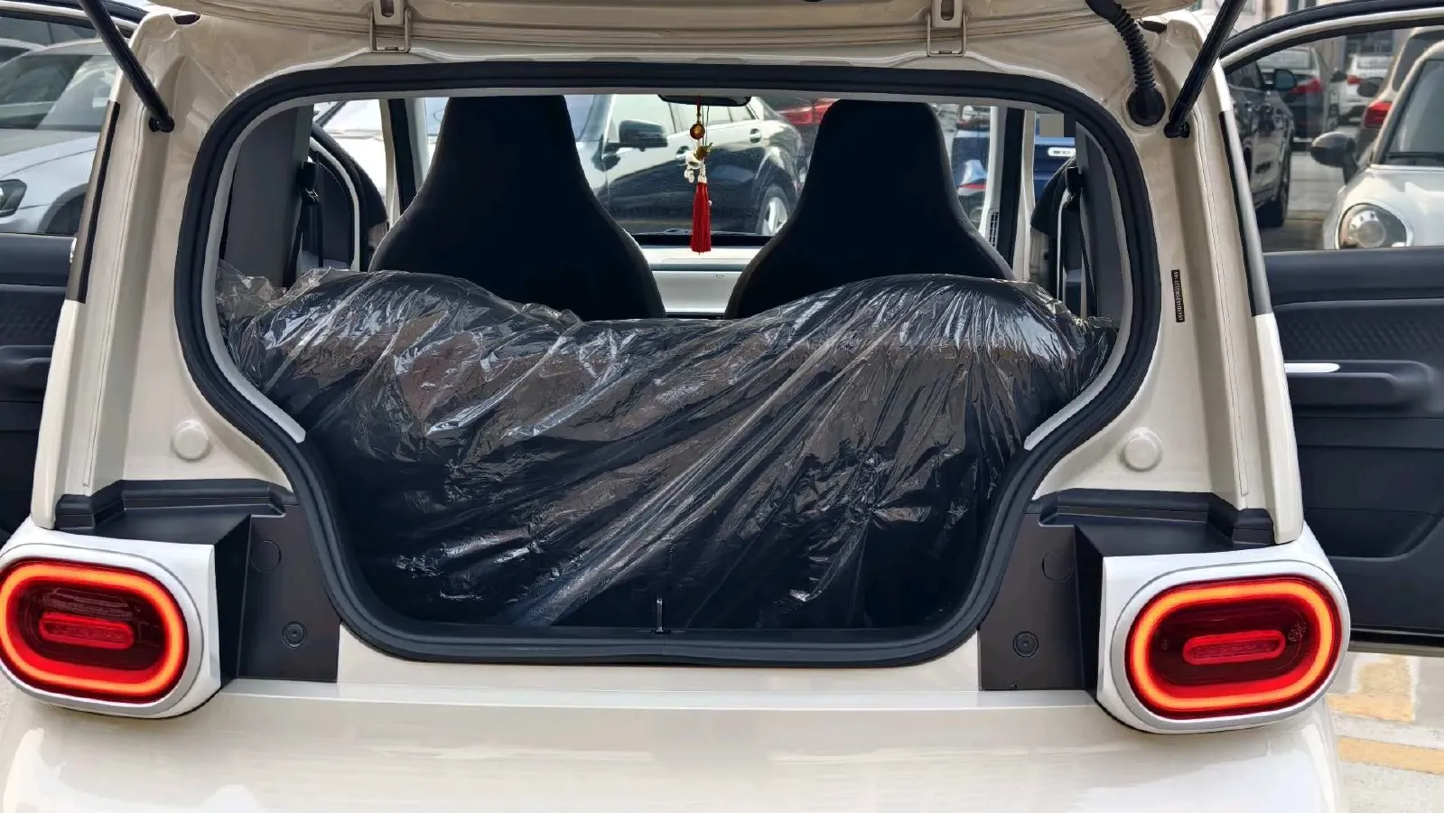 2024 WuLing HongGuang MINI EV BEV 17.3KWH,autocango,china used car exporter,china ev exporter,chinese used car exporter,chinese used ev exporter