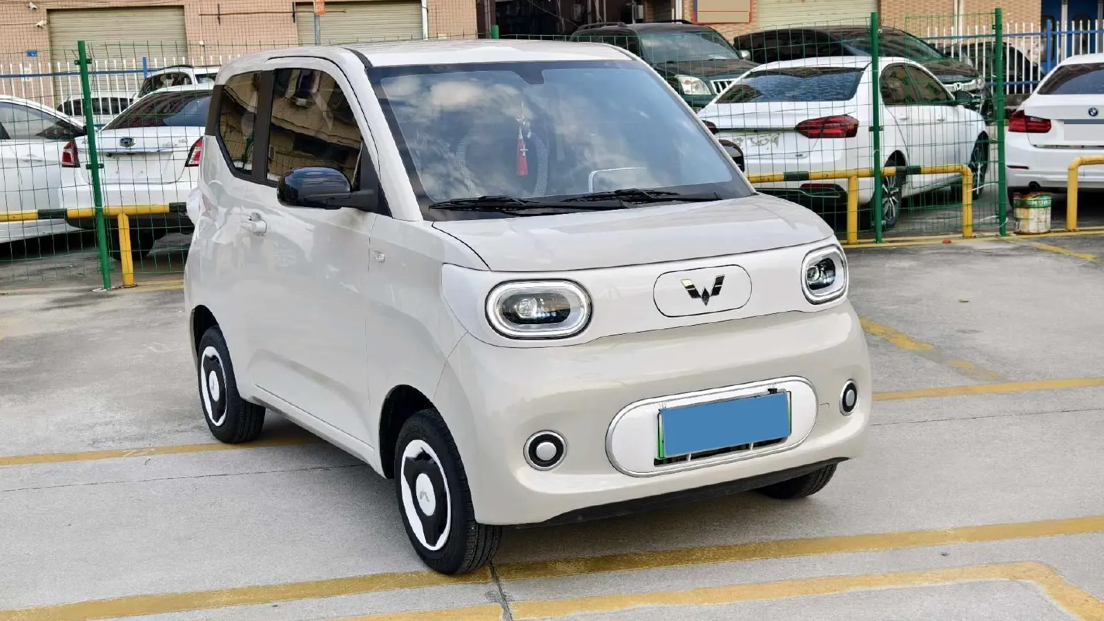 2024 WuLing HongGuang MINI EV BEV 17.3KWH,autocango,china used car exporter,china ev exporter,chinese used car exporter,chinese used ev exporter