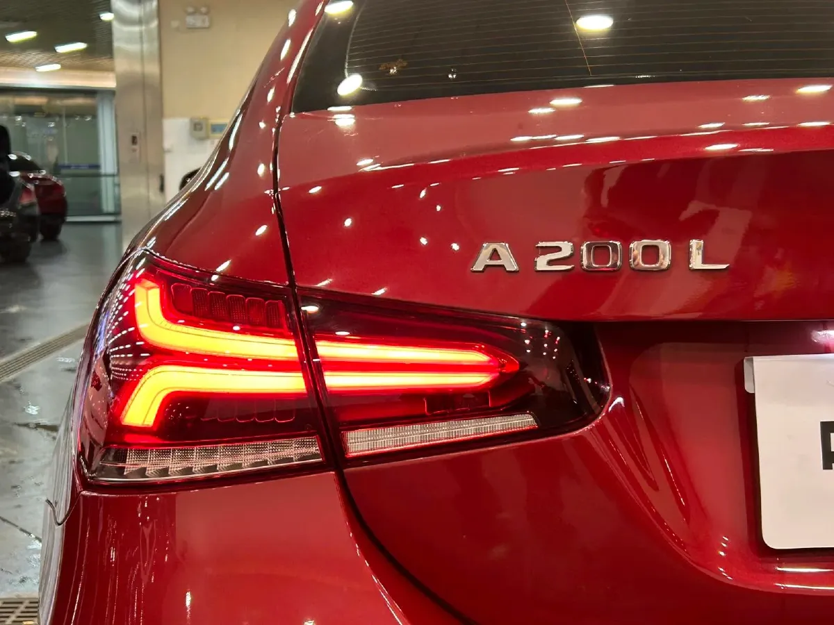 2022 Mercedes-Benz A Class 1.3T 163HP L4 7DCT,autocango,china used car exporter,china ev exporter,chinese used car exporter,chinese used ev exporter