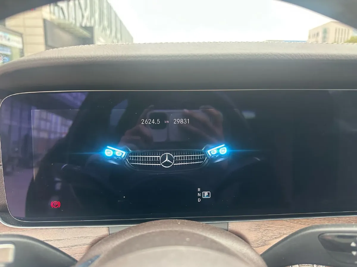 2023 Mercedes-Benz E Class 2.0T 258HP L4 9AT,autocango,china used car exporter,china ev exporter,chinese used car exporter,chinese used ev exporter