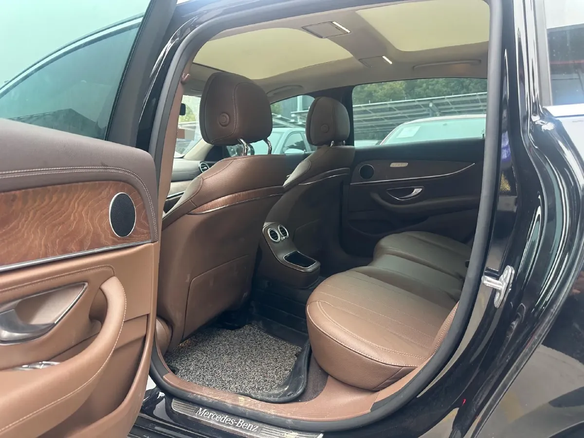 2023 Mercedes-Benz E Class 2.0T 258HP L4 9AT,autocango,china used car exporter,china ev exporter,chinese used car exporter,chinese used ev exporter