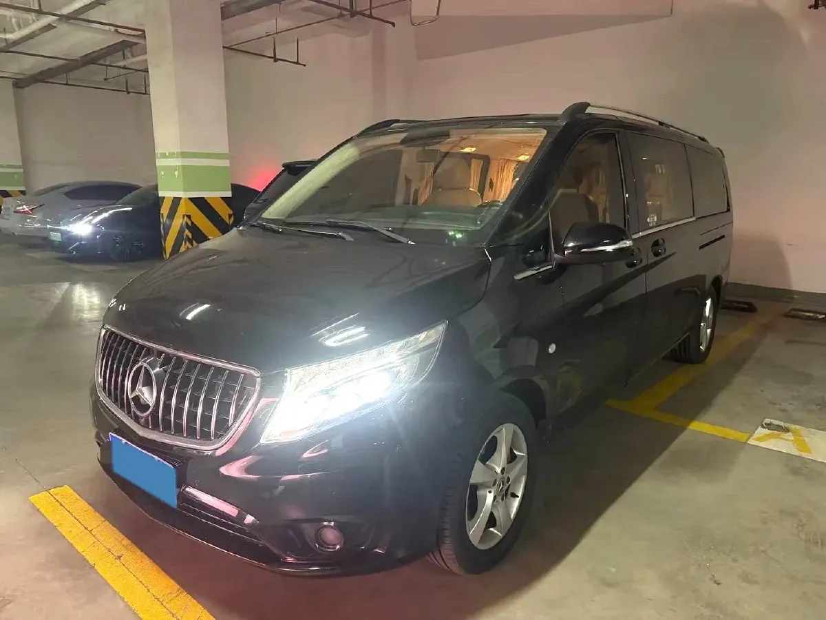 2021 Mercedes-Benz Vito 2.0T 211HP L4 9AT,autocango,china used car exporter,china ev exporter,chinese used car exporter,chinese used ev exporter