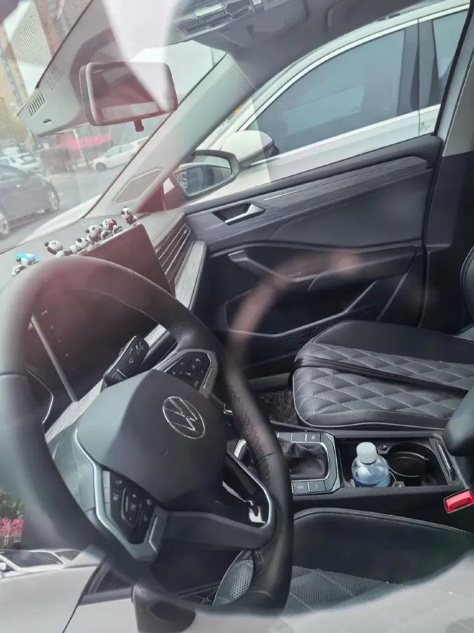 2023 Volkswagen Sagitar 1.5T 160HP L4 7DCT,autocango,china used car exporter,china ev exporter,chinese used car exporter,chinese used ev exporter