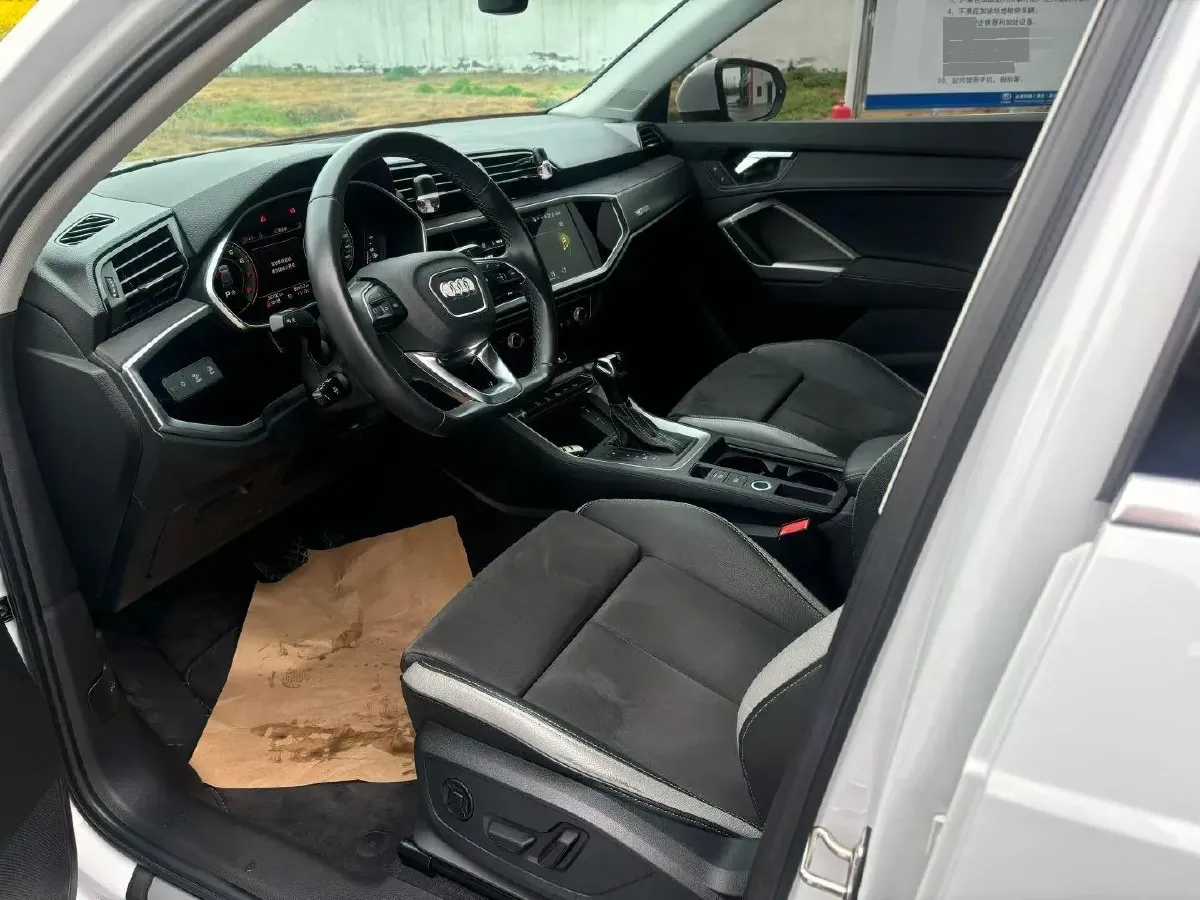 2022 Audi Q3 1.4T 150HP L4 7DCT,autocango,china used car exporter,china ev exporter,chinese used car exporter,chinese used ev exporter