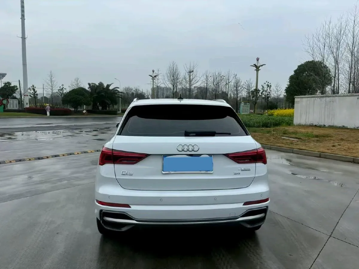 2022 Audi Q3 1.4T 150HP L4 7DCT,autocango,china used car exporter,china ev exporter,chinese used car exporter,chinese used ev exporter