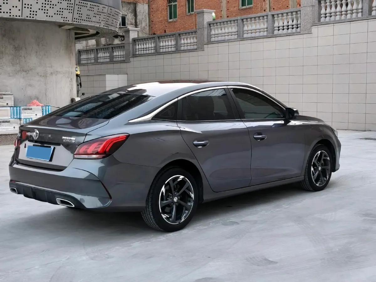 2022 MG 5 1.5T 173HP L4 7DCT,autocango,china used car exporter,china ev exporter,chinese used car exporter,chinese used ev exporter