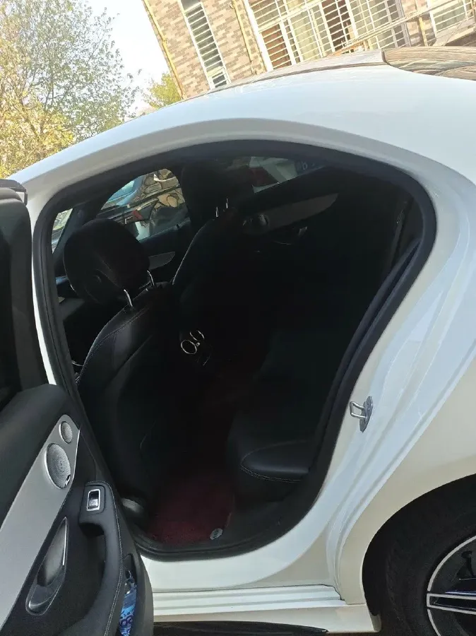 2021 Mercedes-Benz C Class 1.5T 184HP L4 9AT,autocango,china used car exporter,china ev exporter,chinese used car exporter,chinese used ev exporter