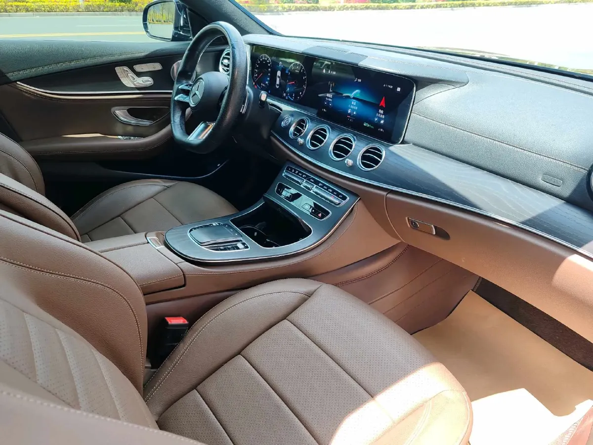 2021 Mercedes-Benz E Class 2.0T 258HP L4 9AT,autocango,china used car exporter,china ev exporter,chinese used car exporter,chinese used ev exporter