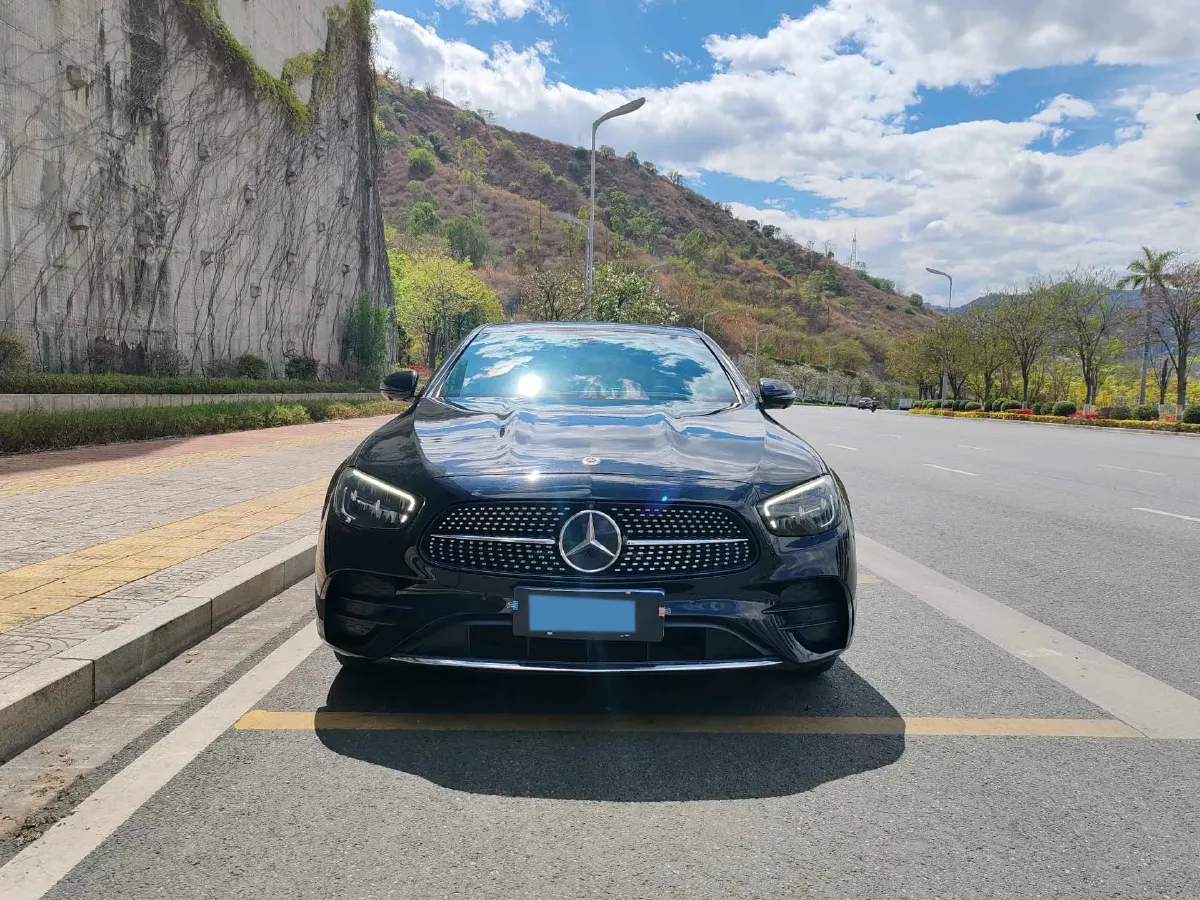 2021 Mercedes-Benz E Class 2.0T 258HP L4 9AT,autocango,china used car exporter,china ev exporter,chinese used car exporter,chinese used ev exporter
