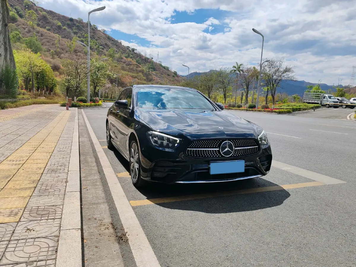 2021 Mercedes-Benz E Class 2.0T 258HP L4 9AT,autocango,china used car exporter,china ev exporter,chinese used car exporter,chinese used ev exporter