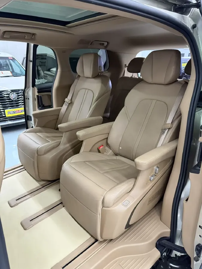 2021 Buick GL8 2.0T 237HP L4 9AT,autocango,china used car exporter,china ev exporter,chinese used car exporter,chinese used ev exporter