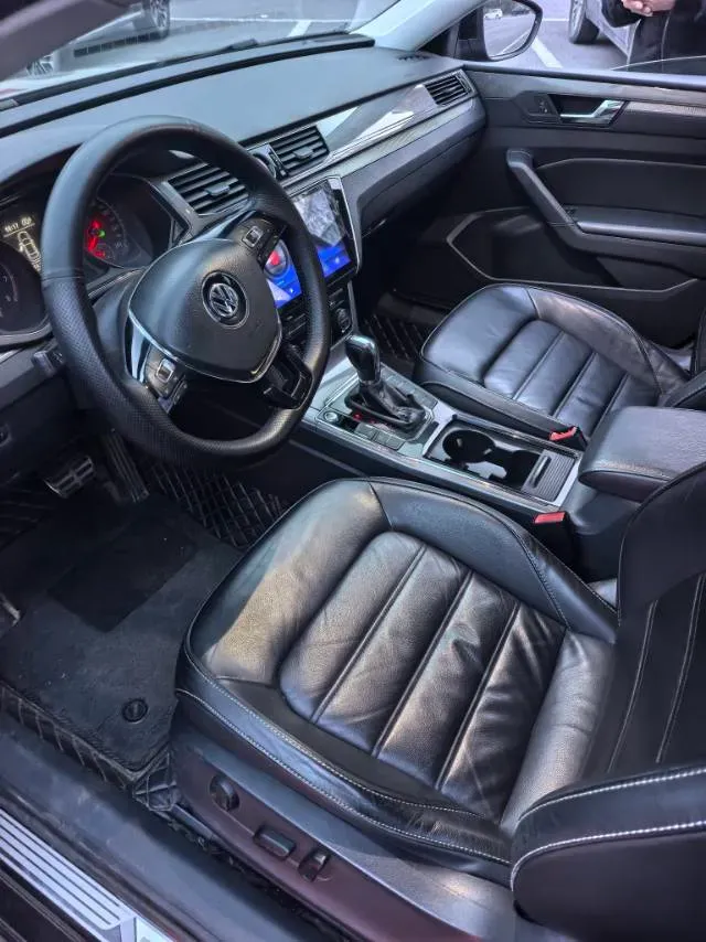 2017 Volkswagen Passat 1.8T 180HP L4 7DCT,autocango,china used car exporter,china ev exporter,chinese used car exporter,chinese used ev exporter