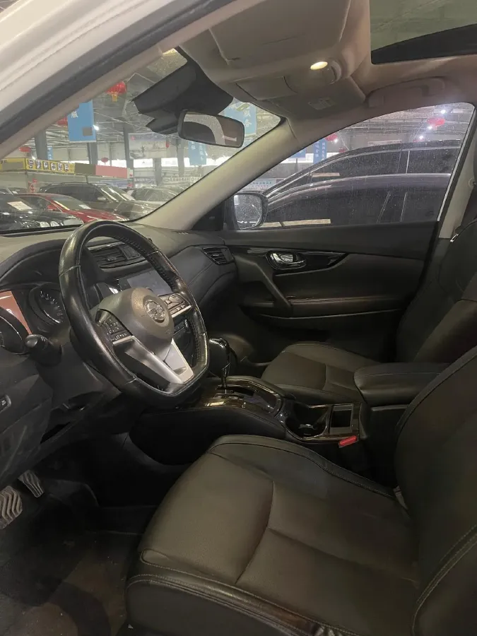 2020 Nissan X-Trail 2.0L 154HP L4 CVT,autocango,china used car exporter,china ev exporter,chinese used car exporter,chinese used ev exporter