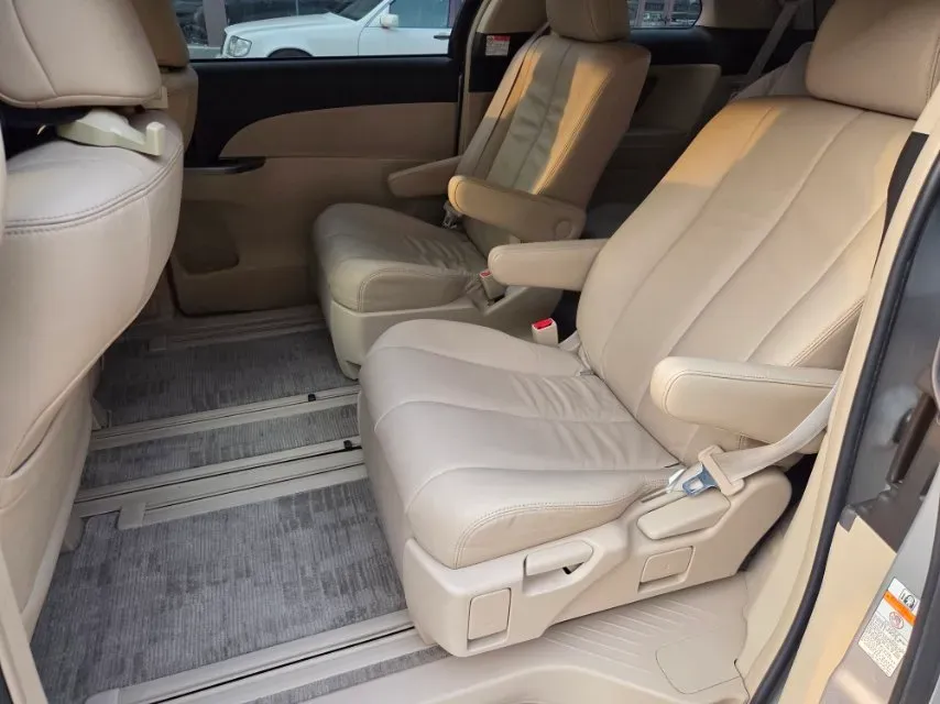 2016 Toyota Land Cruiser Prado 3.5L 280HP V6 6AT,autocango,china used car exporter,china ev exporter,chinese used car exporter,chinese used ev exporter