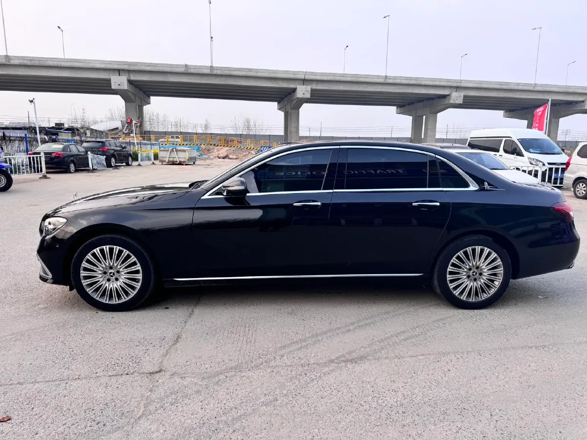 2022 Mercedes-Benz E Class 2.0T 258HP L4 9AT,autocango,china used car exporter,china ev exporter,chinese used car exporter,chinese used ev exporter
