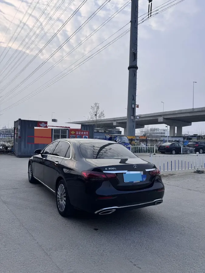 2022 Mercedes-Benz E Class 2.0T 258HP L4 9AT,autocango,china used car exporter,china ev exporter,chinese used car exporter,chinese used ev exporter