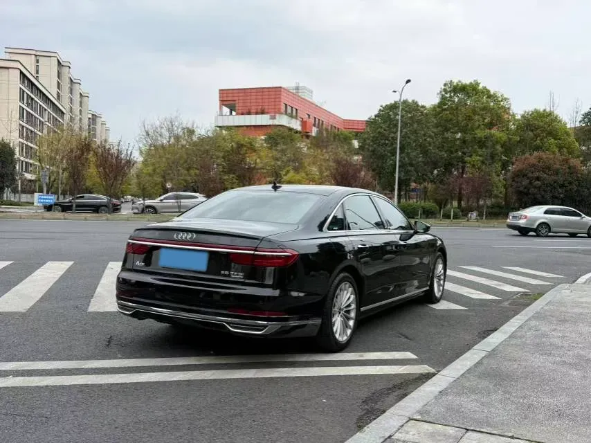 2021 Audi A8 3.0T 286HP V6 8AT,autocango,china used car exporter,china ev exporter,chinese used car exporter,chinese used ev exporter