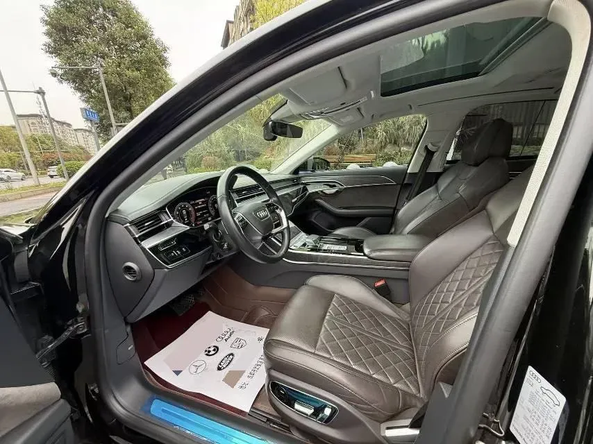 2021 Audi A8 3.0T 286HP V6 8AT,autocango,china used car exporter,china ev exporter,chinese used car exporter,chinese used ev exporter