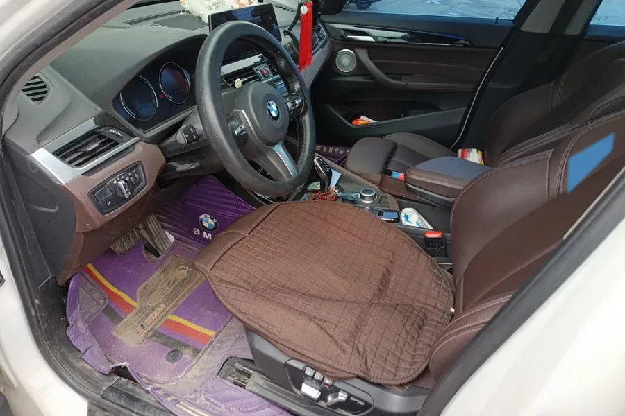 2021 BMW X1 1.5T 140HP L3 7DCT,autocango,china used car exporter,china ev exporter,chinese used car exporter,chinese used ev exporter