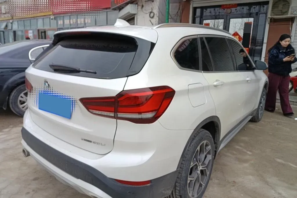 2021 BMW X1 1.5T 140HP L3 7DCT,autocango,china used car exporter,china ev exporter,chinese used car exporter,chinese used ev exporter