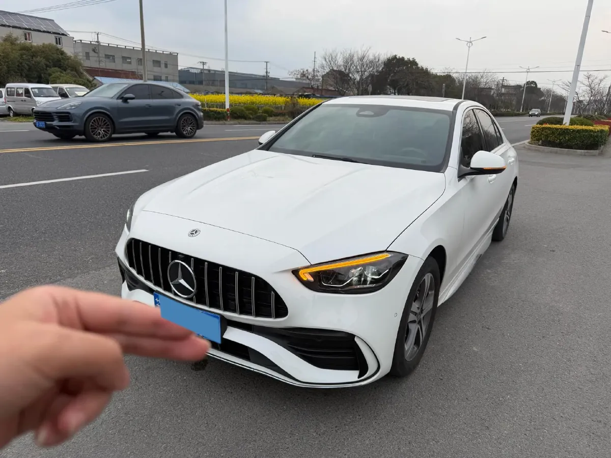2022 Mercedes-Benz C Class 1.5T 170HP L4 9AT,autocango,china used car exporter,china ev exporter,chinese used car exporter,chinese used ev exporter