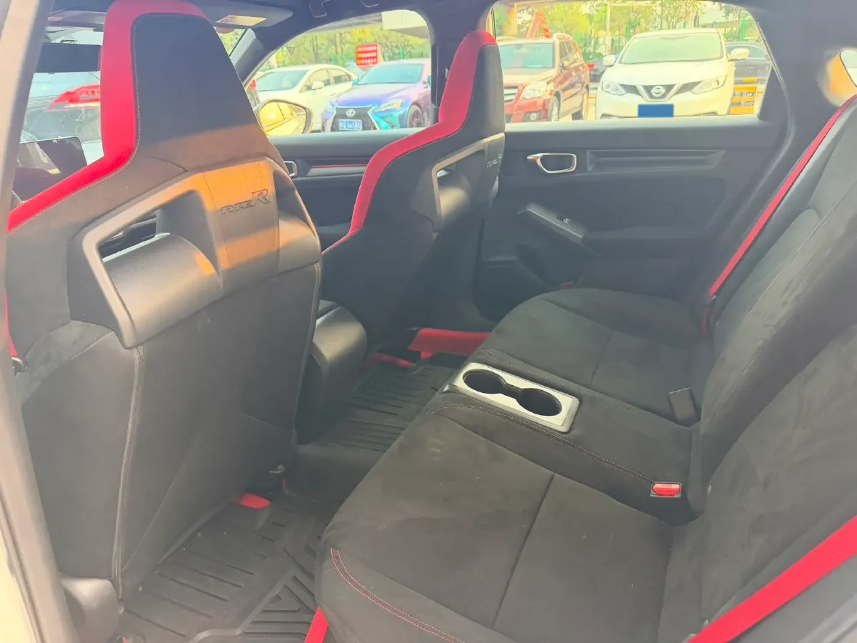 2023 Honda Civic 2.0T 300HP L4 6MT,autocango,china used car exporter,china ev exporter,chinese used car exporter,chinese used ev exporter