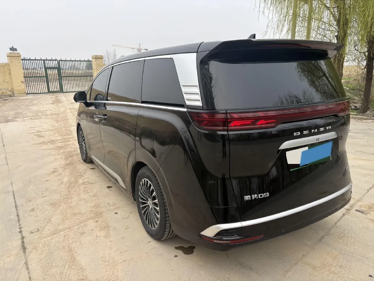 2022 HongQi HS7 3.0T 337HP V6 8AT,autocango,china used car exporter,china ev exporter,chinese used car exporter,chinese used ev exporter