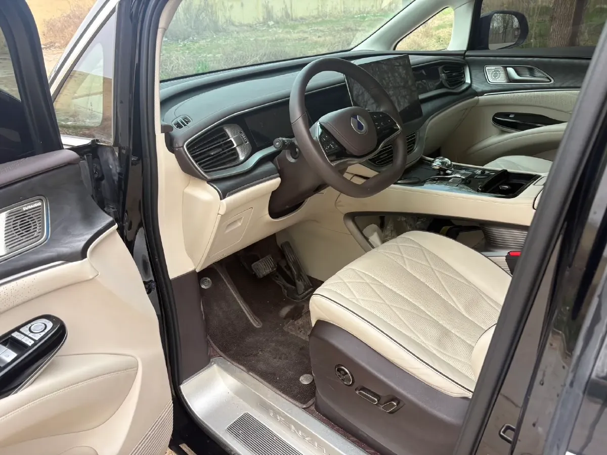 2022 HongQi HS7 3.0T 337HP V6 8AT,autocango,china used car exporter,china ev exporter,chinese used car exporter,chinese used ev exporter