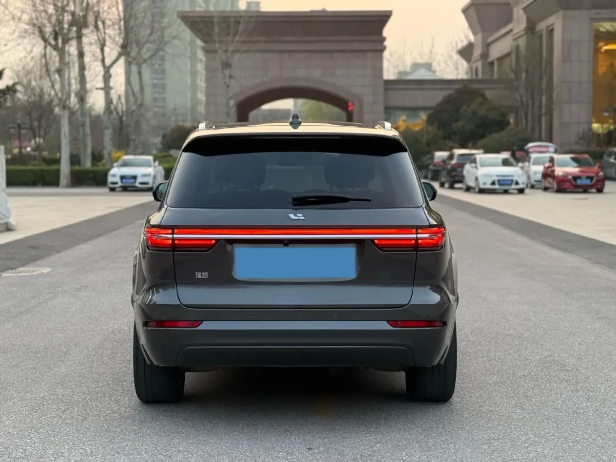 2021 Li ONE Range Extended 131HP REEV 40.5KWH,autocango,china used car exporter,china ev exporter,chinese used car exporter,chinese used ev exporter