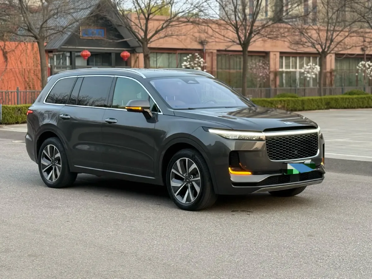 2021 Li ONE Range Extended 131HP REEV 40.5KWH,autocango,china used car exporter,china ev exporter,chinese used car exporter,chinese used ev exporter