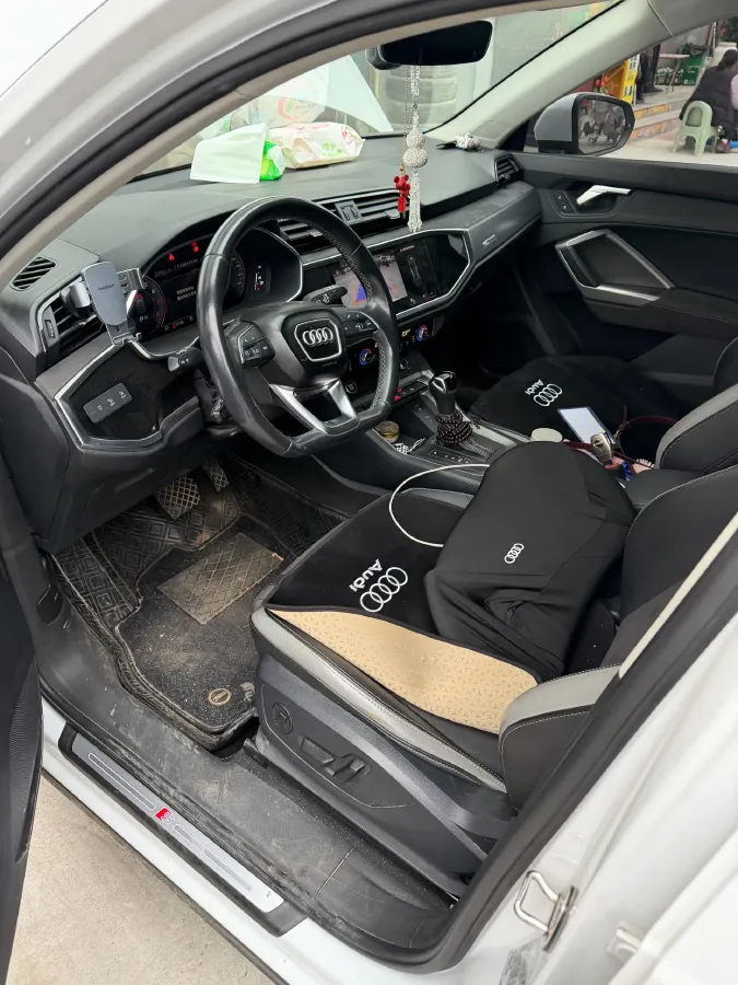 2022 Audi Q3 1.4T 150HP L4 7DCT,autocango,china used car exporter,china ev exporter,chinese used car exporter,chinese used ev exporter