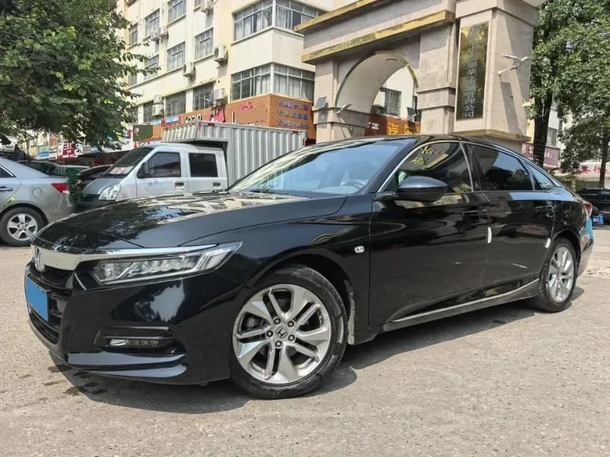 2018 Honda Accord 1.5T 177HP L4 CVT,autocango,china used car exporter,china ev exporter,chinese used car exporter,chinese used ev exporter