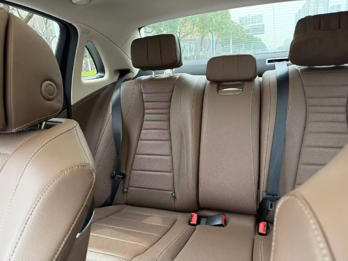 2020 Mercedes-Benz E Class 2.0T 258HP L4 9AT,autocango,china used car exporter,china ev exporter,chinese used car exporter,chinese used ev exporter