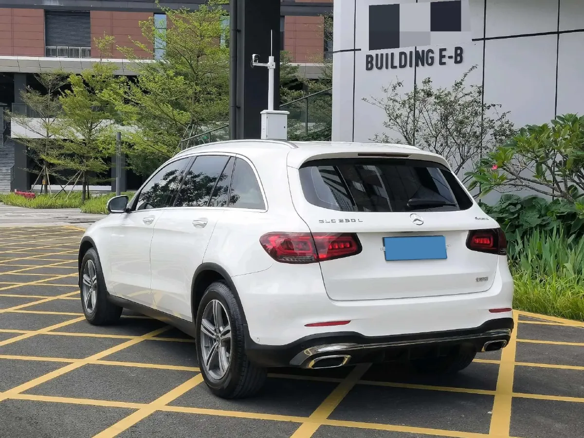 2020 Mercedes-Benz GLC Class 2.0T 197HP L4 9AT,autocango,china used car exporter,china ev exporter,chinese used car exporter,chinese used ev exporter