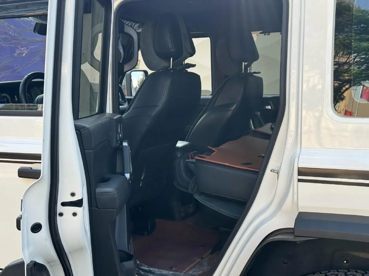 2024 212 212 T01 2.0T 252HP L4 8AT,autocango,china used car exporter,china ev exporter,chinese used car exporter,chinese used ev exporter