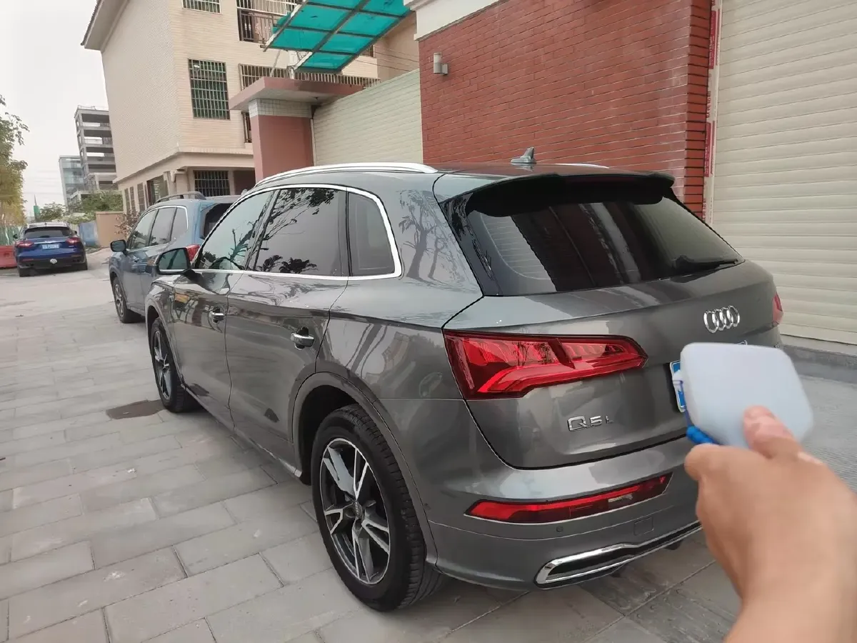 2020 Audi Q5L 2.0T 190HP L4 7DCT,autocango,china used car exporter,china ev exporter,chinese used car exporter,chinese used ev exporter