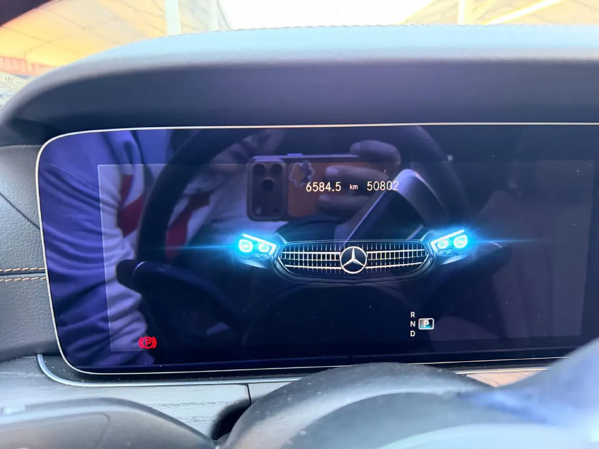 2022 Mercedes-Benz E Class 2.0T 258HP L4 9AT,autocango,china used car exporter,china ev exporter,chinese used car exporter,chinese used ev exporter