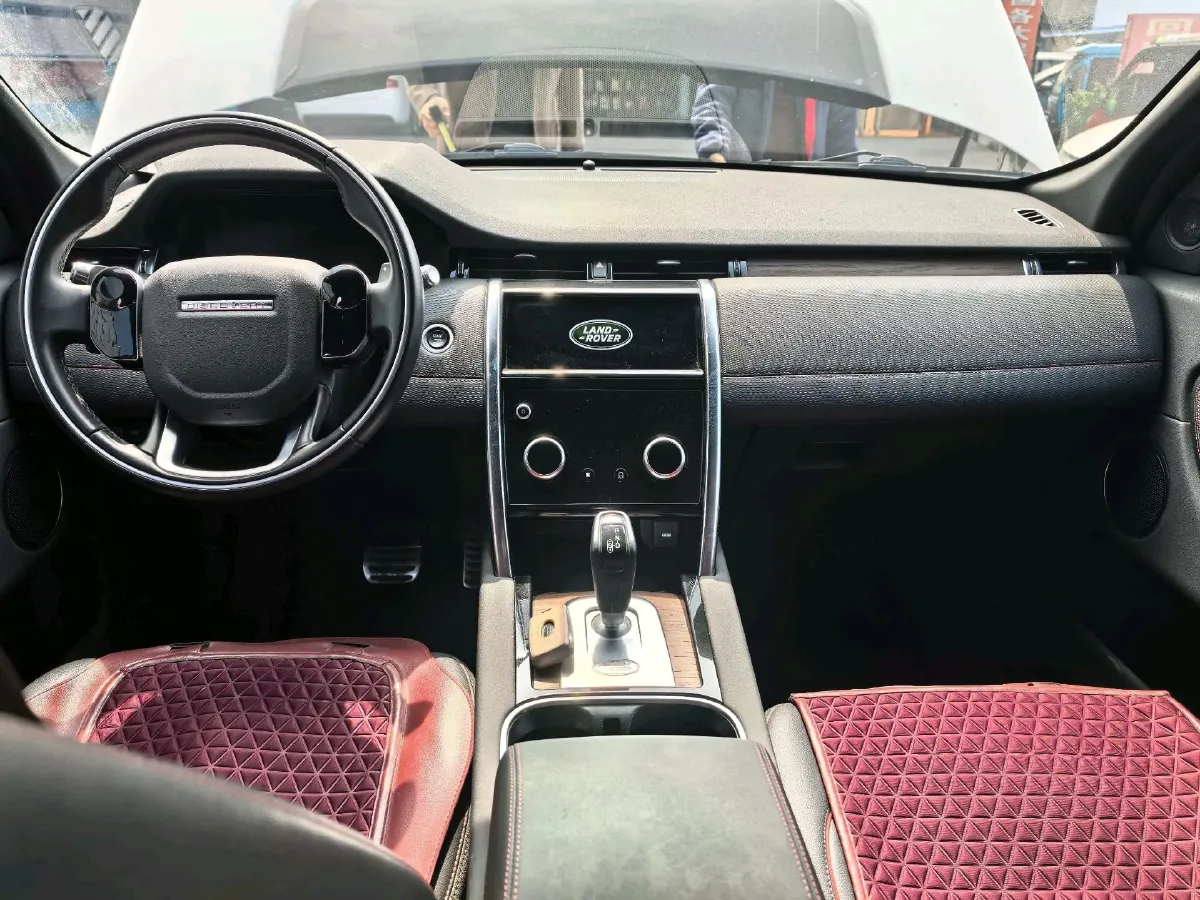 2020 Land Rover Discovery Sport 2.0T 249HP L4 9AT,autocango,china used car exporter,china ev exporter,chinese used car exporter,chinese used ev exporter