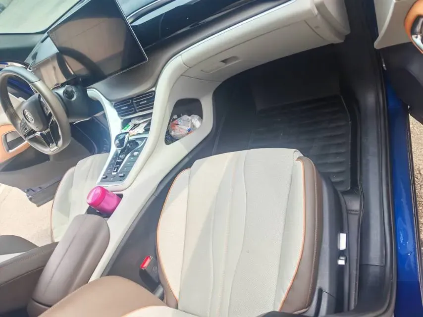 2022 Geely JiaJi 1.5T 177HP L3 7DCT PHEV 15.5KWH,autocango,china used car exporter,china ev exporter,chinese used car exporter,chinese used ev exporter